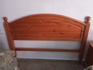 Cabezal de pino natural 135cm
