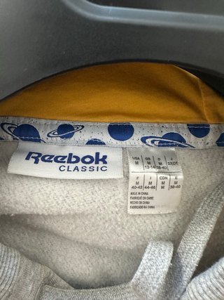 Sudadera Reebok Gris con Logo R