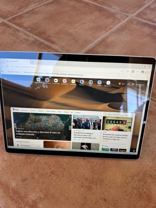 Microsoft Surface Pro 8 256GB 16GB RAM