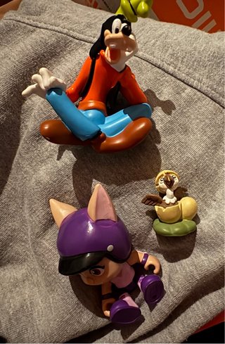 3Figuras, Disney Goofy y más