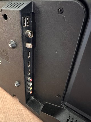 Televisor Sharp Negro 24 PULGADAS