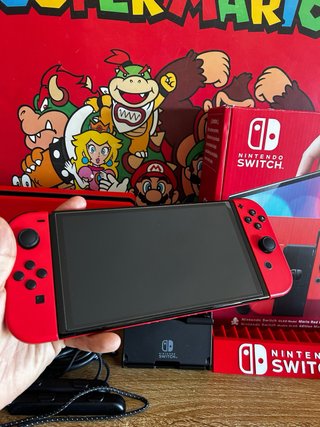 Nintendo Switch OLED Edición Mario Roja