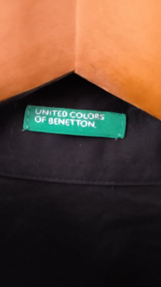 Camisa Benetton negra manga francesa Talla XS
