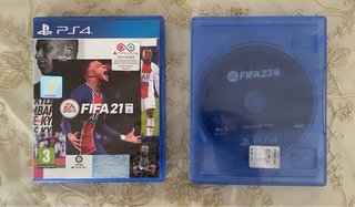 PS4 Slim 1TB + 3 Mandos + 2 Juegos