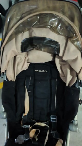Silla de paseo McLaren grande + plástico lluvia