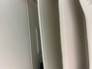 Bolso Tous blanco y dorado