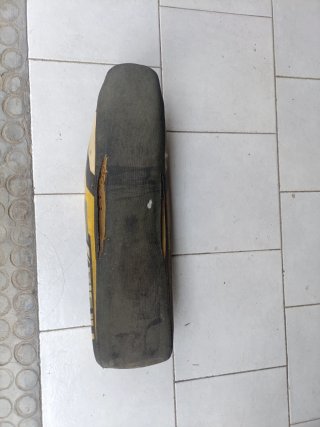 Marcador Rieju y sillon