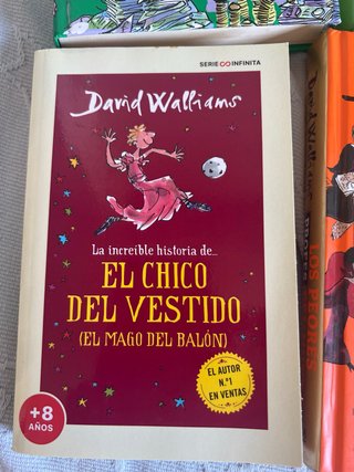 La increíble historia de... El chico del vestido