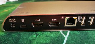 Dock Station Cable Matters Plata
