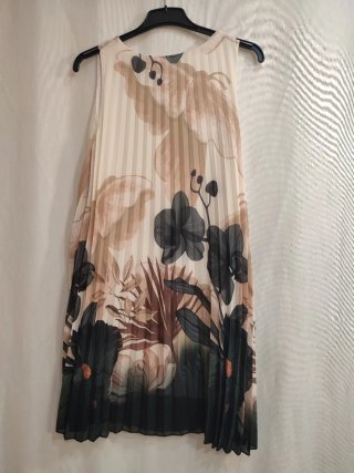 Vestido de verano plisado estampado