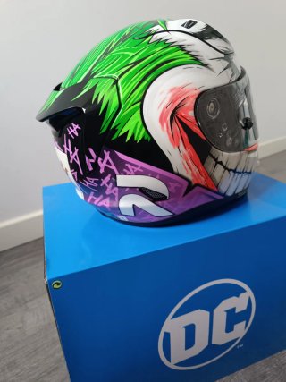 Casco HJC RPHA 11 Joker Ed. Limitada