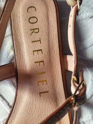 Sandalias de piel Cortefiel marrones