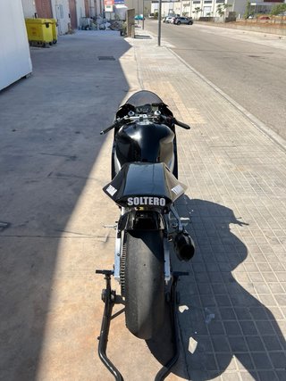 Yamaha R1 (Solo Circuito)