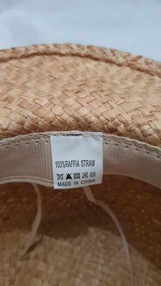 Sombrero de paja natural tejido a mano