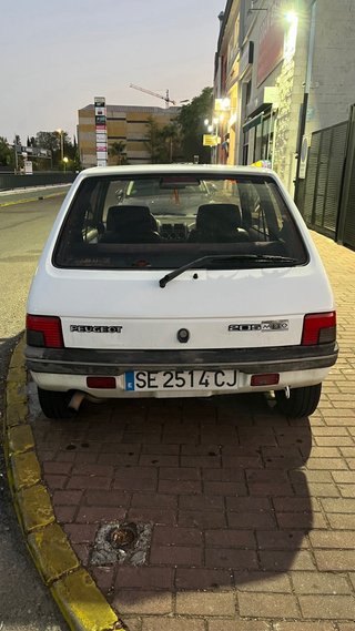 Peugeot 205 1998