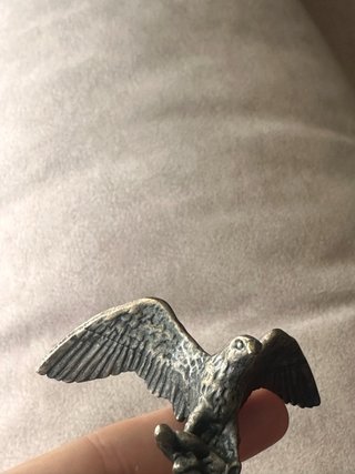 Pisapapeles águila en mármol