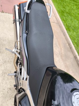 Honda VFR 750 F Negra