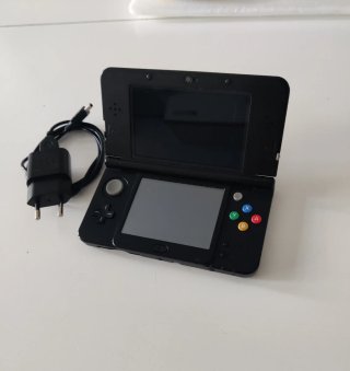 Nintendo New 3DS Nera