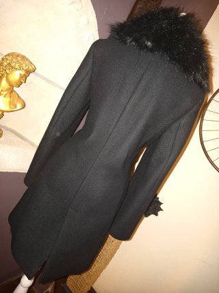 ABRIGO LANA MANTECO CUELLO PELO DESMONTABLE ZARA