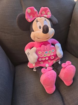 Peluche Minnie Mouse interactivo