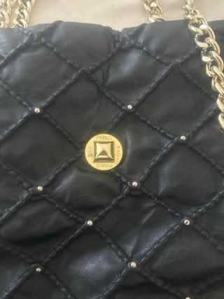 Bolso Pinko Negro Acolchado Cadena Dorada