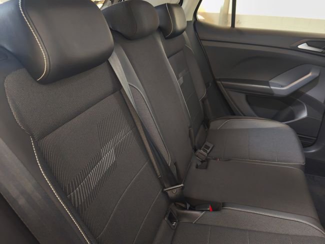 Volkswagen T-Cross 2021, foto 27