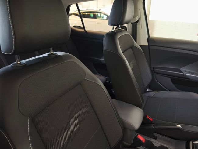 Volkswagen T-Cross 2021, foto 29