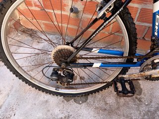 Bicicleta BH Supra SE3