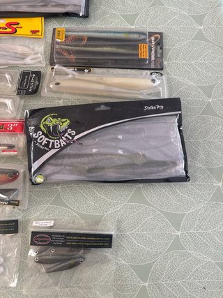 Lote señuelos pesca blandos Strike Pro, Westin