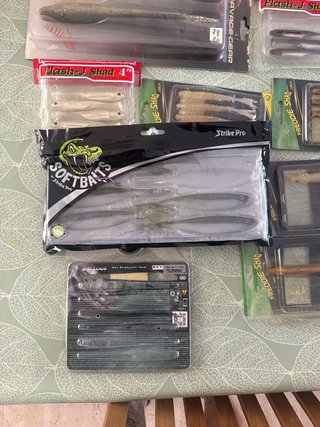 Lote señuelos pesca blandos Strike Pro, Westin
