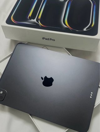 iPad Pro M5 11 256GB Wifi + Celular