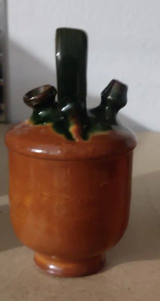 Botijo miniatura.