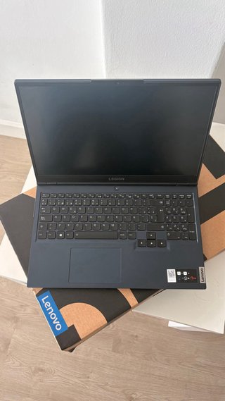 Portátil Lenovo Legion 5 Gen 6