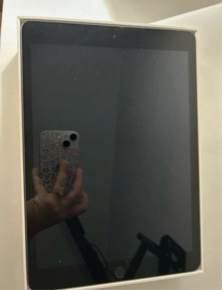 iPad 9a Gen con segni di usura come da foto