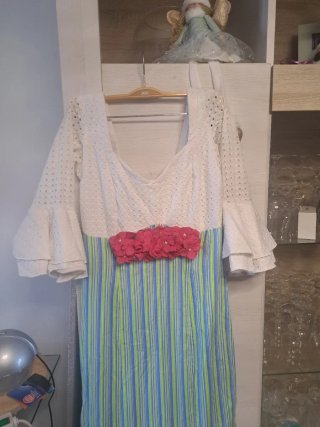 Vestido Rociero Verde y Blanco medidas