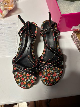 Sandali donna floreali n.38