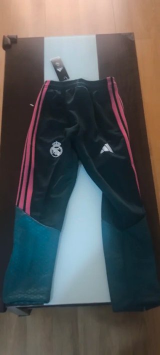 Chándal Real Madrid Adidas Niños Negro/Rosa 26/27