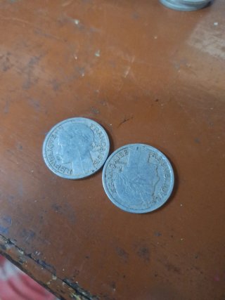 2 Monedas Francesas 2 Francos 1948 y 1949