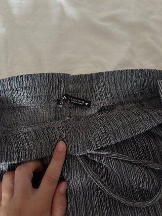 Pantalón ancho Zara gris