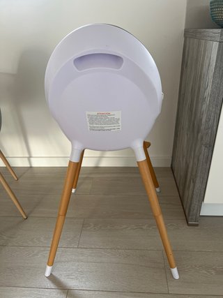 Trona infantil madera y gris