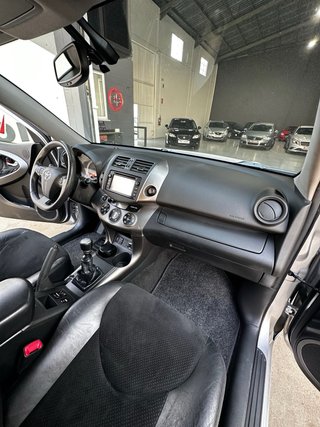 Toyota RAV4 2012