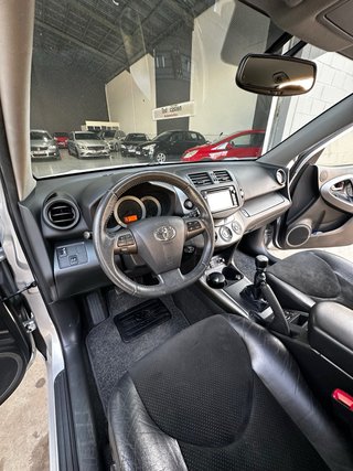 Toyota RAV4 2012