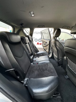Toyota RAV4 2012