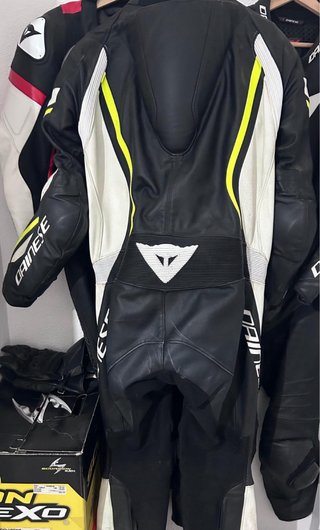 Mono Dainese Assen 1 Pieza Talla 52