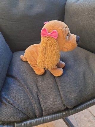 Peluche interactivo Lucy