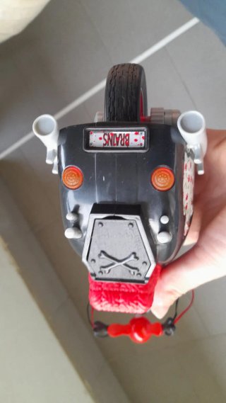 Scooter Vespa vintage Monster High rossa e nera co