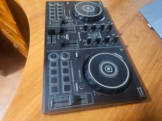 Controlador DJ Pioneer DDJ-200