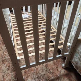 Cuna Trama 120x60 con ruedas.