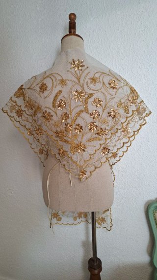 Conjunto Fallera Años 50 Beige y Dorado