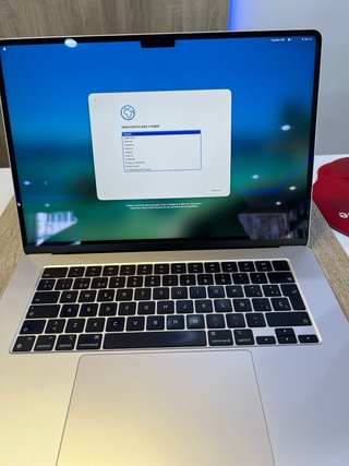 MacBook Air 15 2023 M2 256GB 8GB RAM Starlight